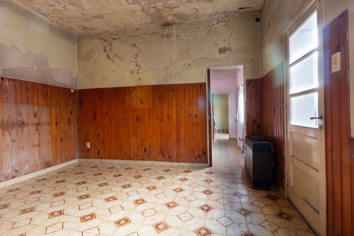 Foto de VENTA- CASA LOTE PROPIO- 4 AMBIE- PARQUE PATRICIOS, imagen 4