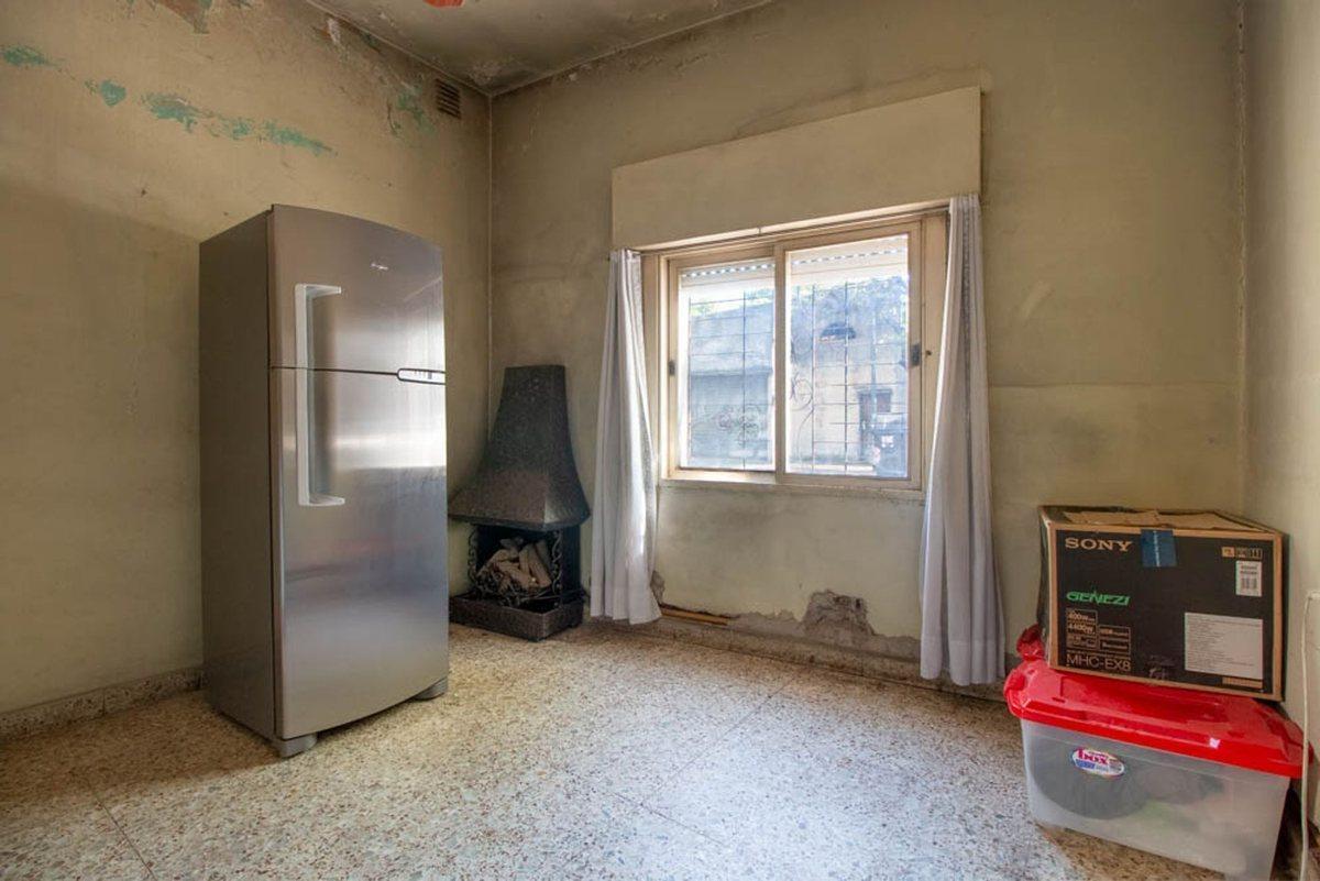 Foto de VENTA- CASA LOTE PROPIO- 4 AMBIE- PARQUE PATRICIOS, imagen 1