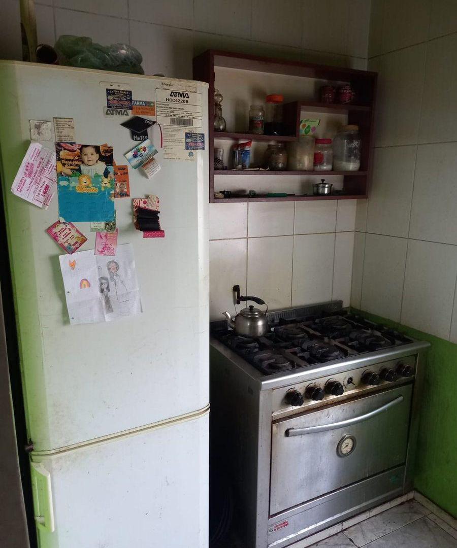 Foto de VENTA CASA 7 AMB.C/JARDÍN,LOTE PROP.LOMAS DE ZAMOR, imagen 5