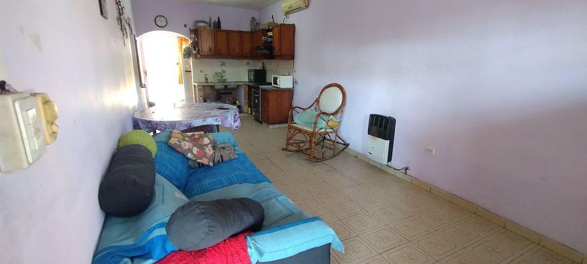 Foto de Venta PH 3 Ambientes en Moron con Patio y Cochera, imagen 2