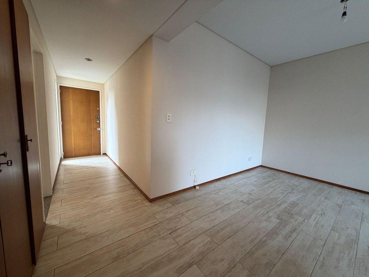 Foto de Venta Semipiso 3 amb al frente 5º Piso, Liniers, imagen 2