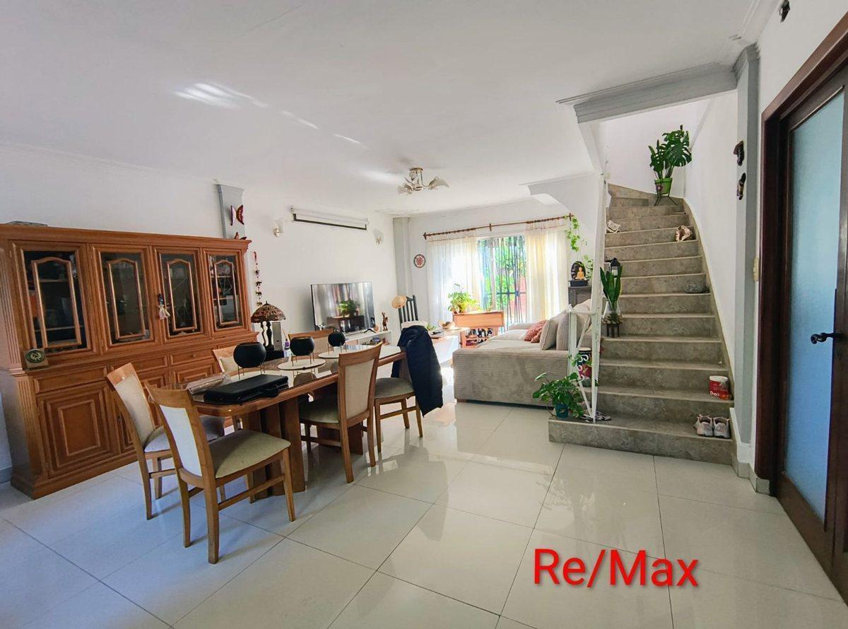 Foto de CASA 4 AMBIENTES VILLA LUZURIAGA + DTO 2- PILETA, imagen 1