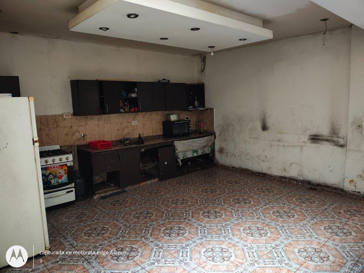 Foto de VENTA- PH 4 AMBIENTES- A REFACCIONAR GENERAL MITRE, imagen 2