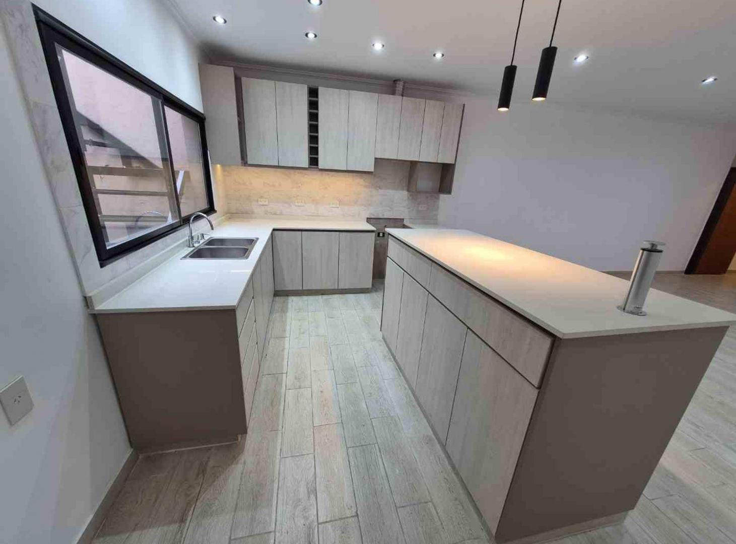 Foto de CASA-2 LOTE PROPIO-EN BLOCK-BARRACAS-PATIO-COCHERA, imagen 4