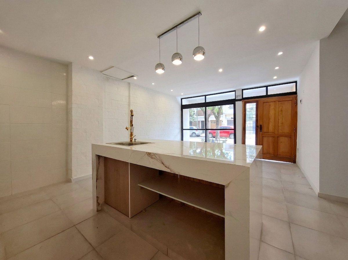 Foto de VENTA PH 3 AMB PB - Ent Ind - Lomas del Mirador, imagen 5