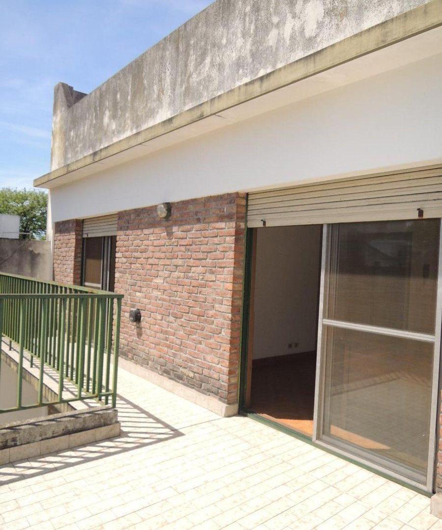 Foto de Venta CASA 8,66x30,26-SAAVEDRA- OPORTUNIDAD, imagen 3