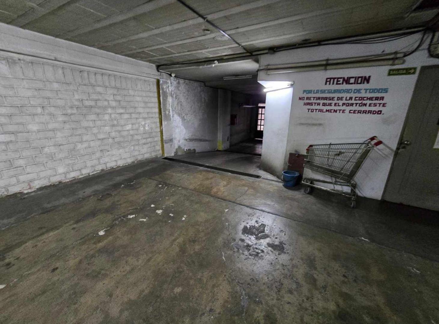 Foto de GARAGE EN VENTA VILLA URQUIZA, imagen 1
