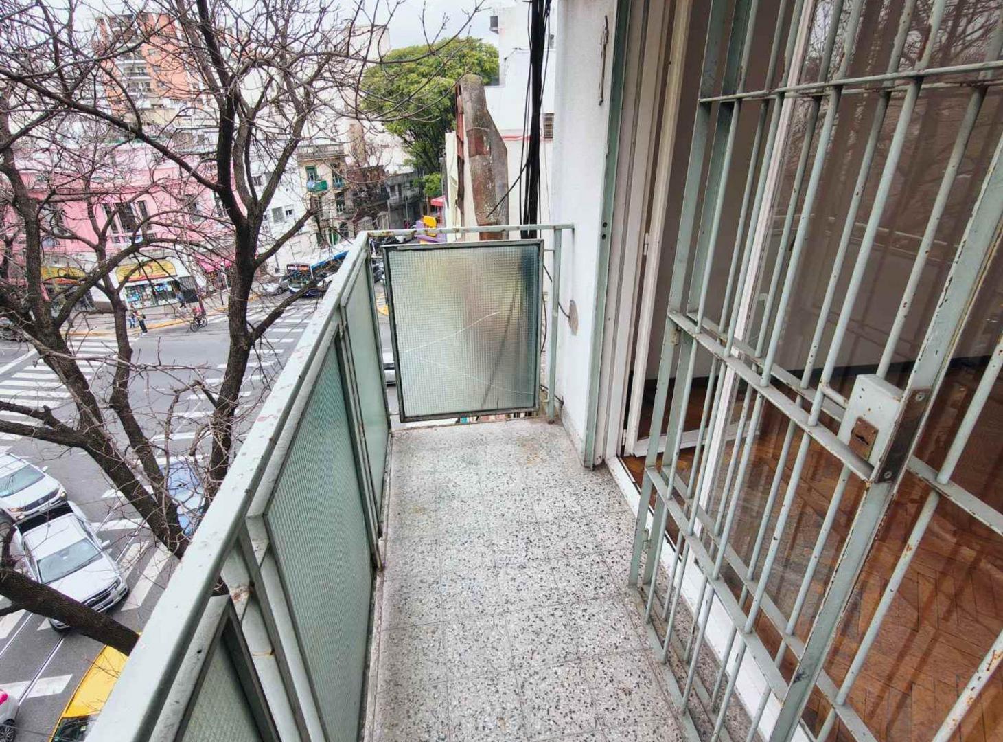 Foto de Depto 2 amb venta Caballito balcón apto prof, imagen 1