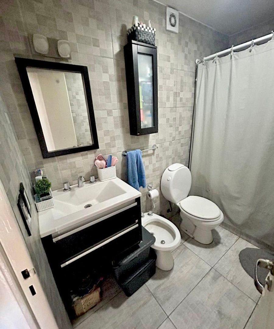 Foto de VENTA Dpto 3amb-balcón-SUM-seguridad- V Santa Rita, imagen 2
