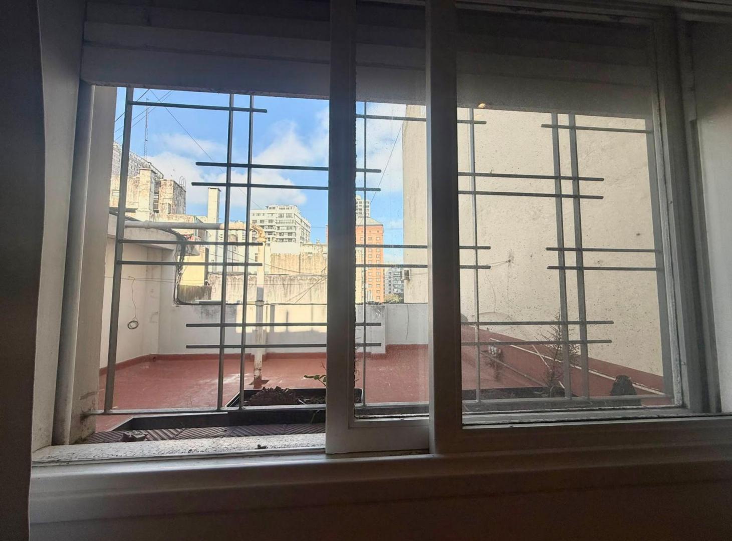 Foto de VENTA DPTO 2 AMB EN RECOLETA REFACCIONADO TERRAZA, imagen 4