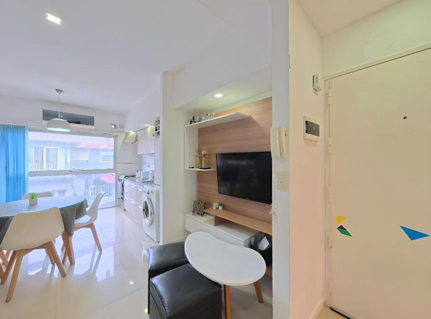 Foto de VENTA 3 AMB PH C/ TERRAZA PROPIA LINIERS, imagen 4