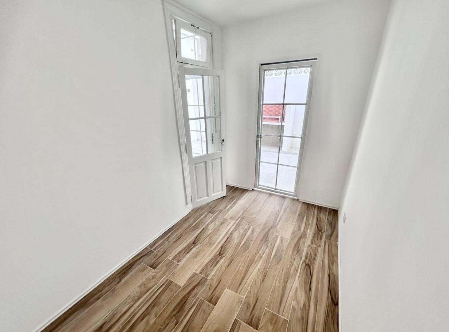 Foto de VENTA PH 3 amb -patio-parrilla-reciclado a nuevo!!, imagen 1