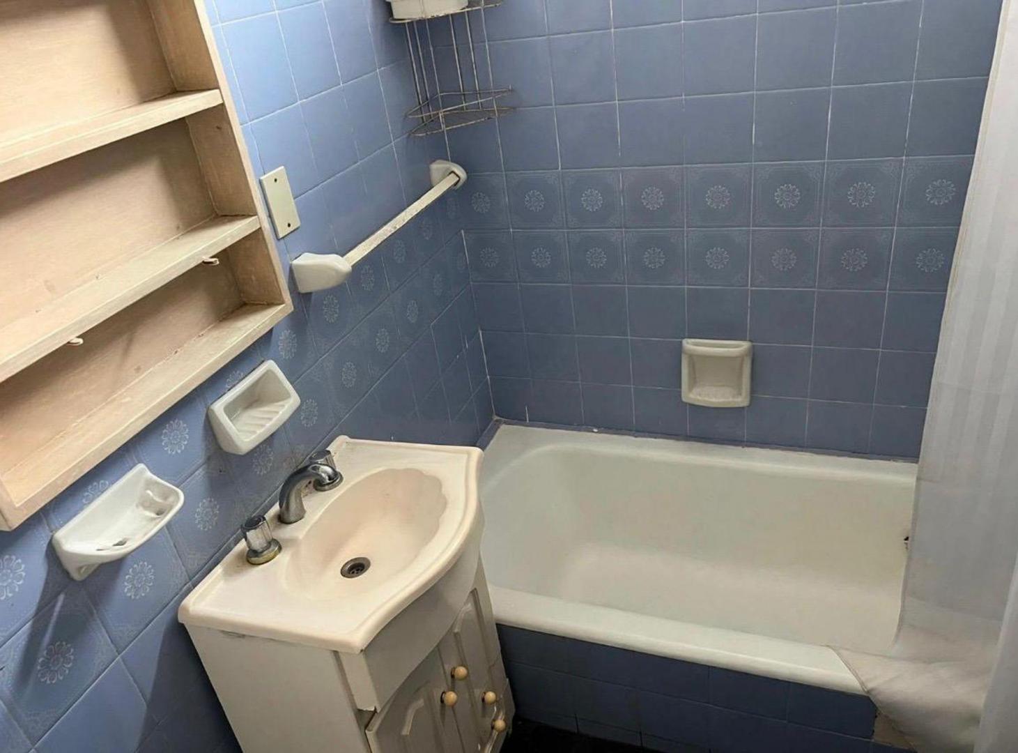 Foto de Venta Depto- 3 amb-Balco-Subte H-Pque.Patricios, imagen 4