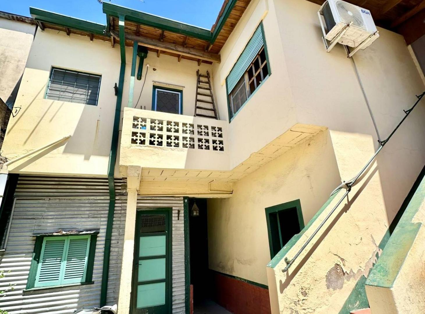 Foto de CASA VENTA 375 mts. DOCK SUD Multifamiliar, imagen 2