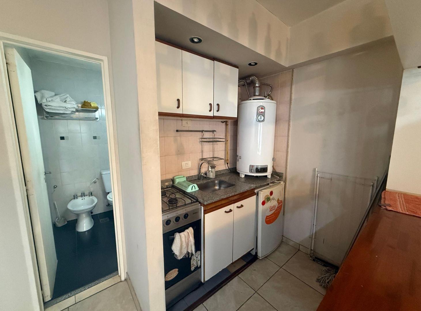 Foto de ALQUILER MONOAMBIENTE AMUEBLADO CAÑITAS C/BALCON, imagen 3