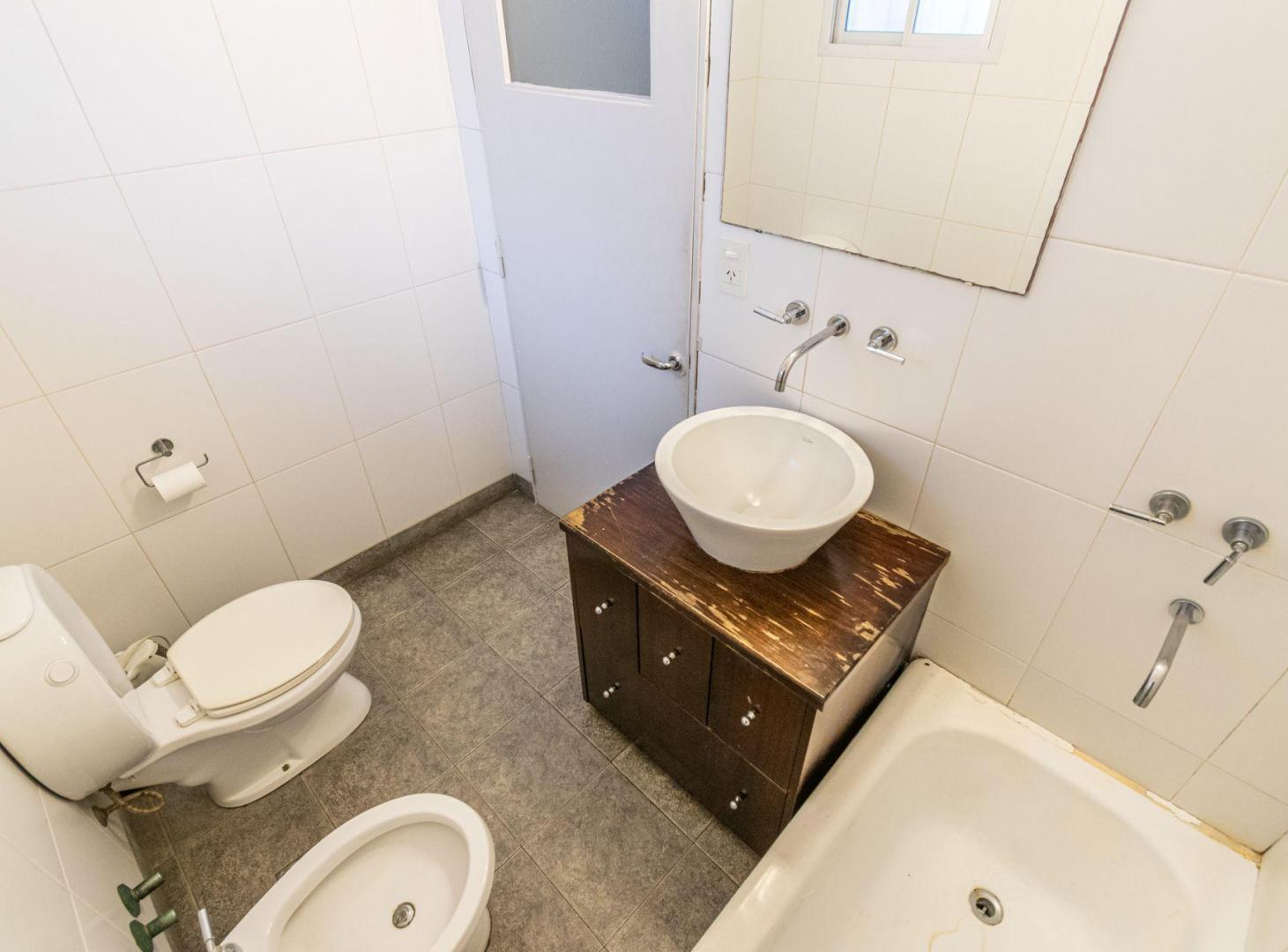 Foto de VENTA PH 3 AMBIENTES CON PATIO EN SAN ISIDRO, imagen 4