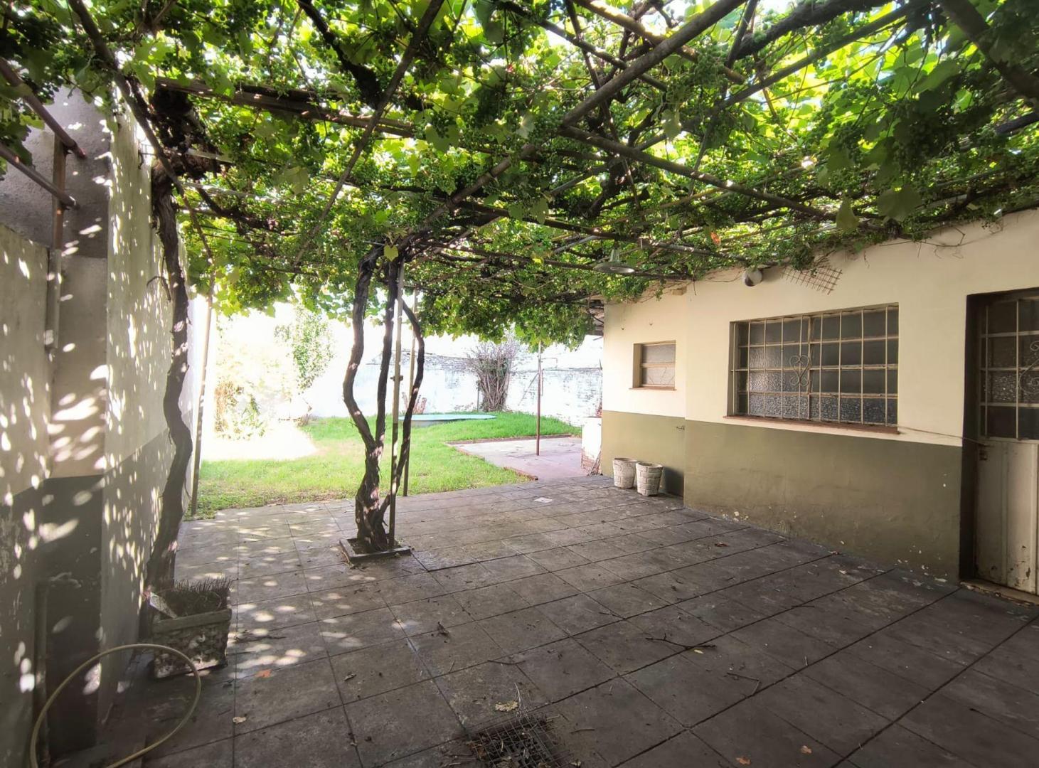 Foto de CASA 4 AMBIENTES VILLA LUZURIAGA LOTE 8,66X27,50, imagen 2