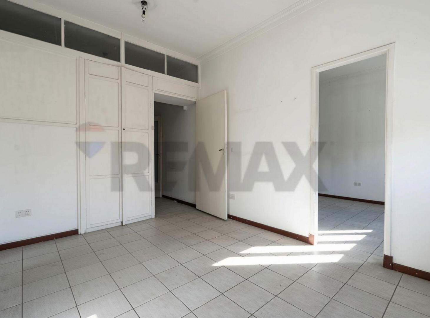 Foto de VENTA- PISO -LANUS -APTO PROFESIONAL Y RESIDENCIAL, imagen 1