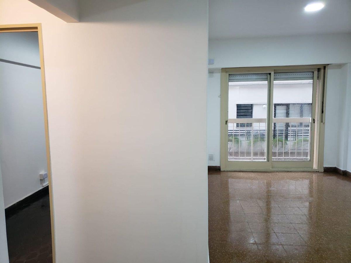 Foto de Departamento 2 ambientes venta Caballito balcón, imagen 3