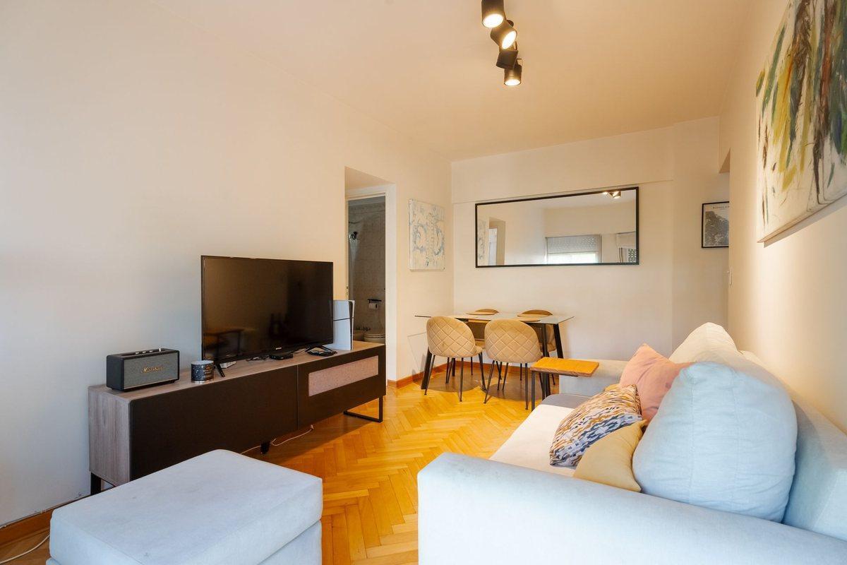 Foto de VENTA- 2 AMBIENTES- CABALLITO-AMUEBLADO-CON RENTA, imagen 3