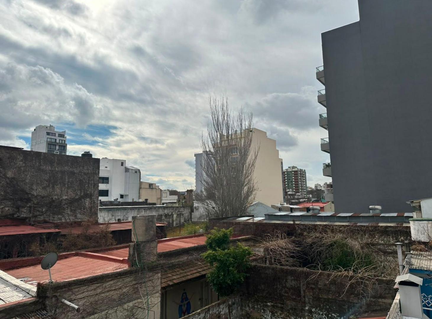 Foto de PH 3 Amb VENTA Villa Crespo sin expensas parrilla, imagen 4