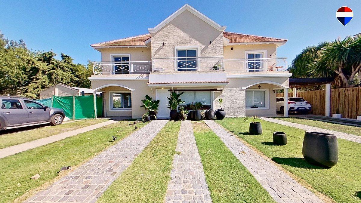 Foto de VENTA CASA 4 AMB -PILAR -Barrio Las Margaritas, imagen 1