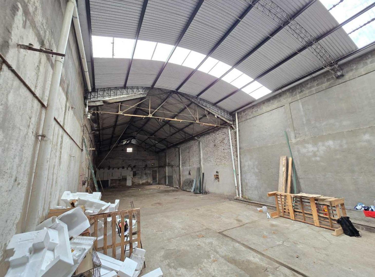 Foto de DEPOSITO EN VENTA 240 MTS BERNAL, imagen 4