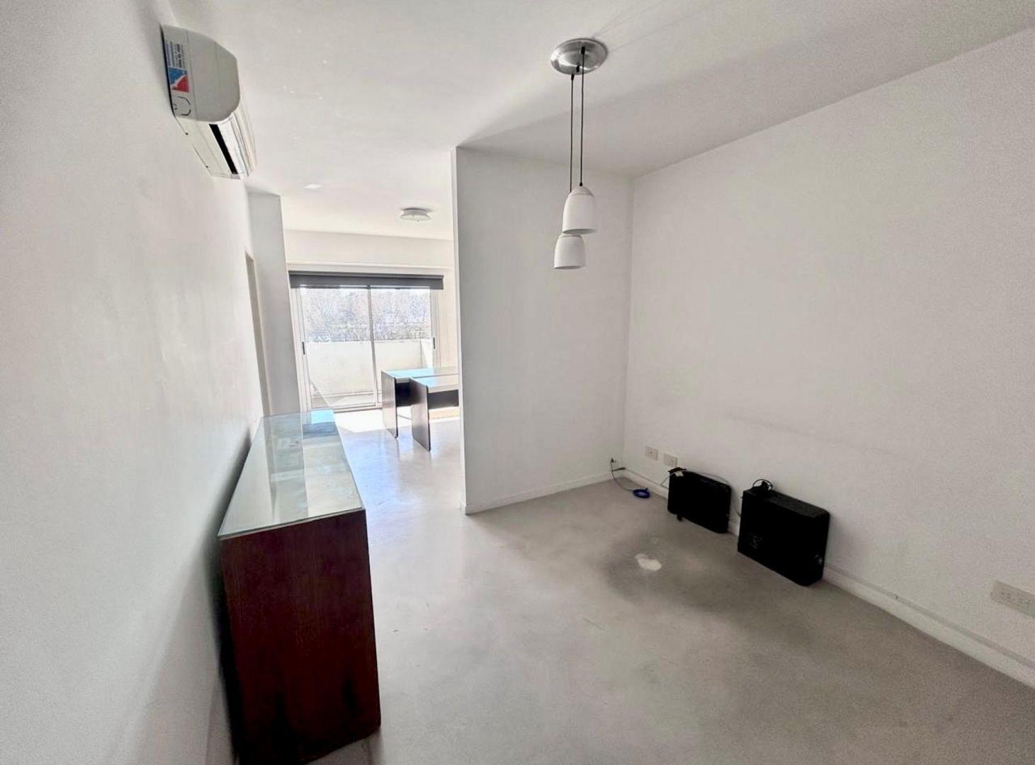 Foto de VENTA Dpto 2amb - 3 cocheras - apto profesional, imagen 5