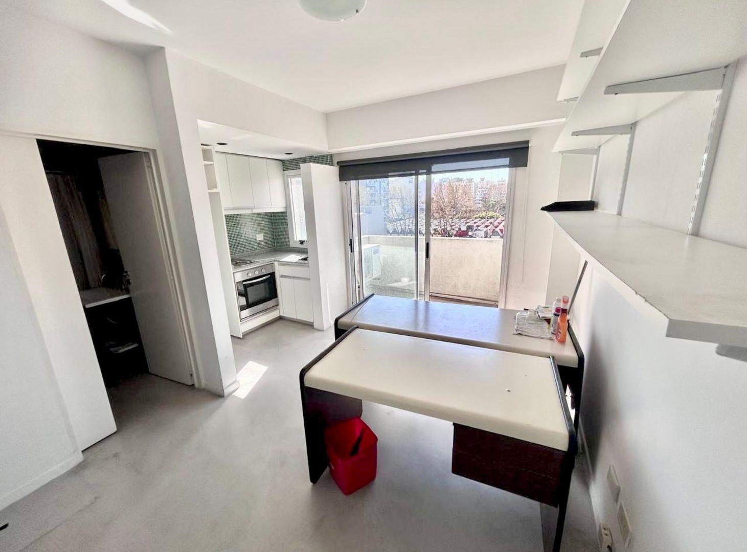 Foto de VENTA Dpto 2amb - 3 cocheras - apto profesional, imagen 3