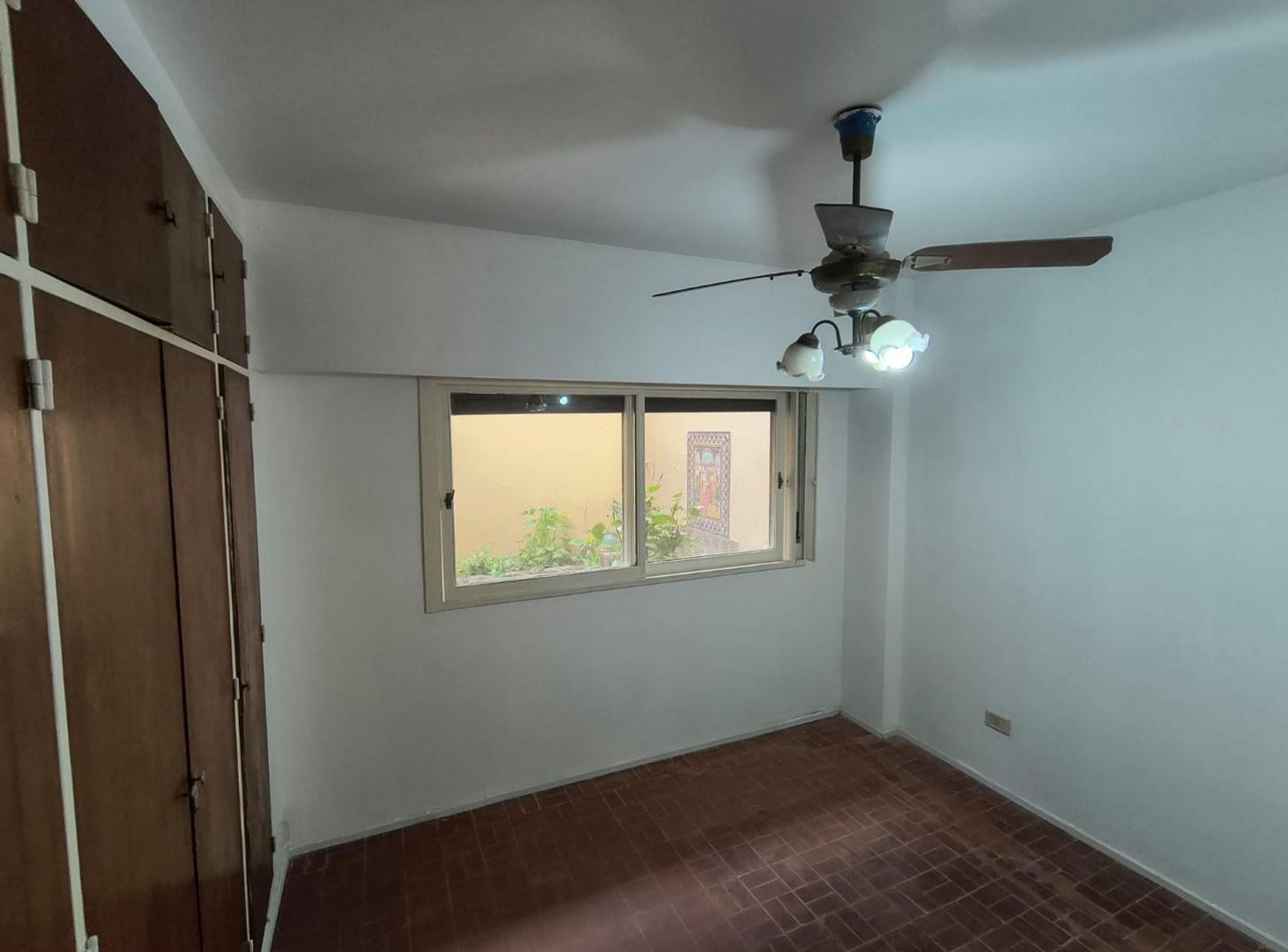 Foto de VENTA DPTO. 2 AMB ALMAGRO CON PATIO, imagen 4