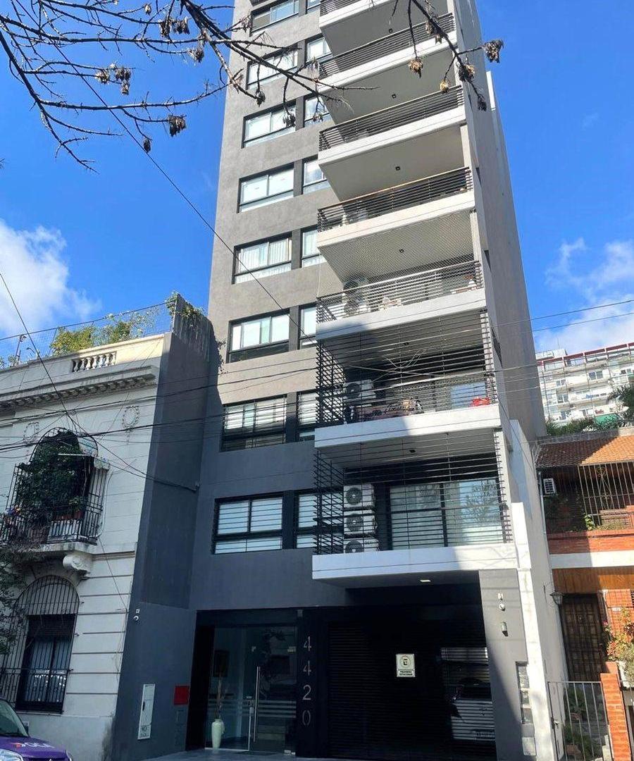 Foto de Venta departamento 2 amb cochera Almagro piso alto, imagen 1