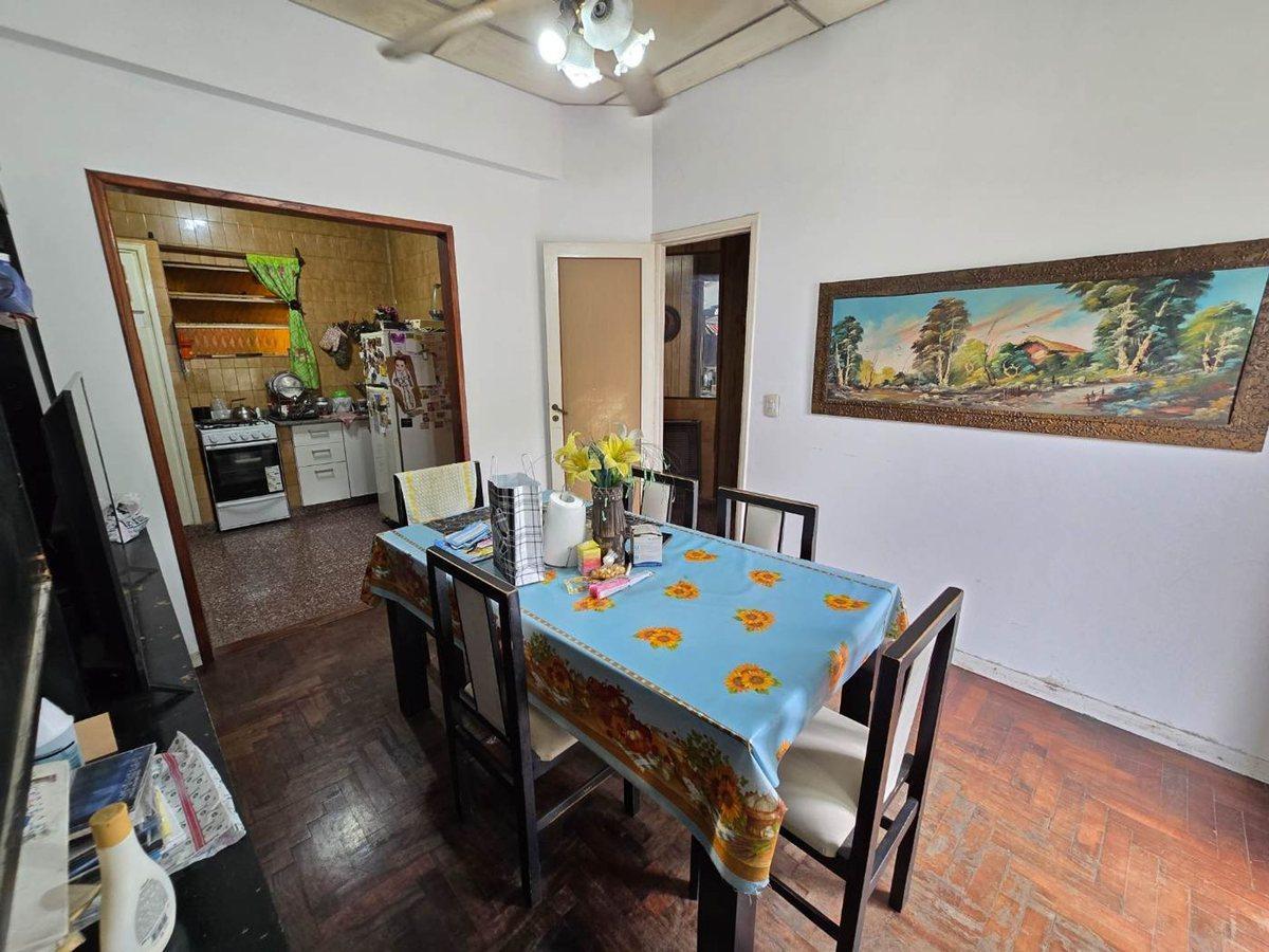Foto de CASA- LOTE PROPIO-2 VIVIENDAS-EN BLOCK -MATADEROS, imagen 5