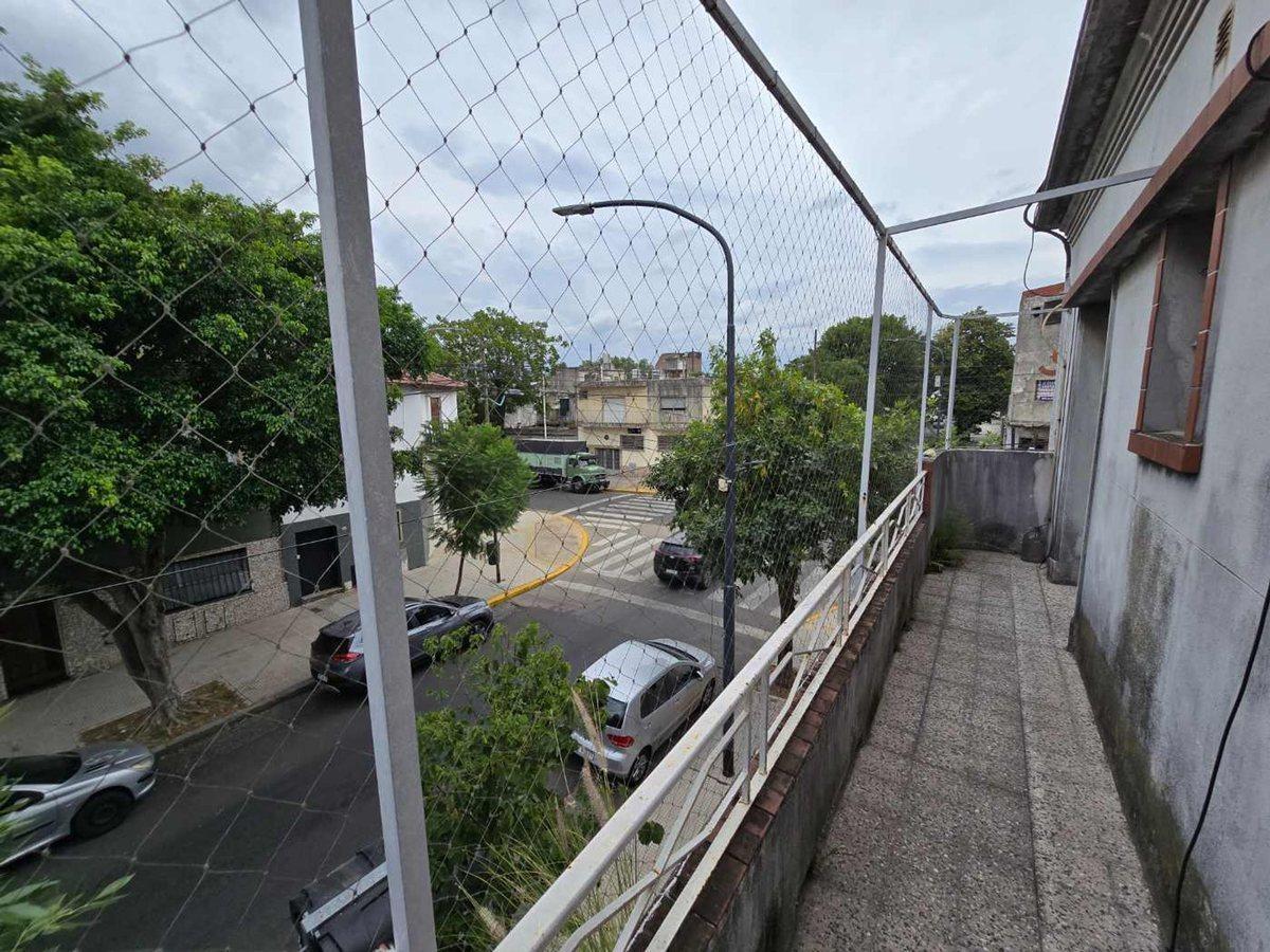 Foto de CASA- LOTE PROPIO-2 VIVIENDAS-EN BLOCK -MATADEROS, imagen 2