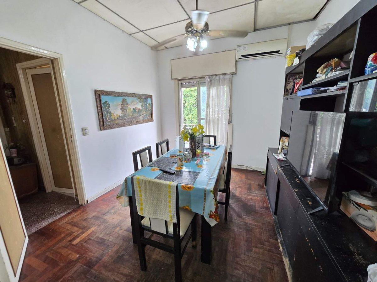 Foto de CASA- LOTE PROPIO-2 VIVIENDAS-EN BLOCK -MATADEROS, imagen 1