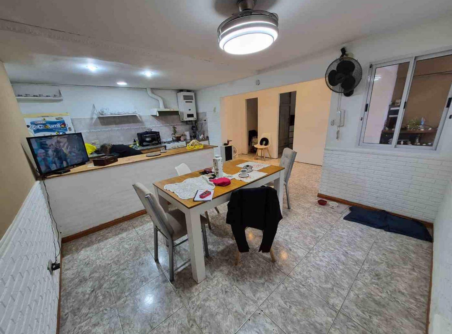 Foto de VENTA 2 AMBIENTES CON PATIO TERRAZA VILLA LUGANO, imagen 5