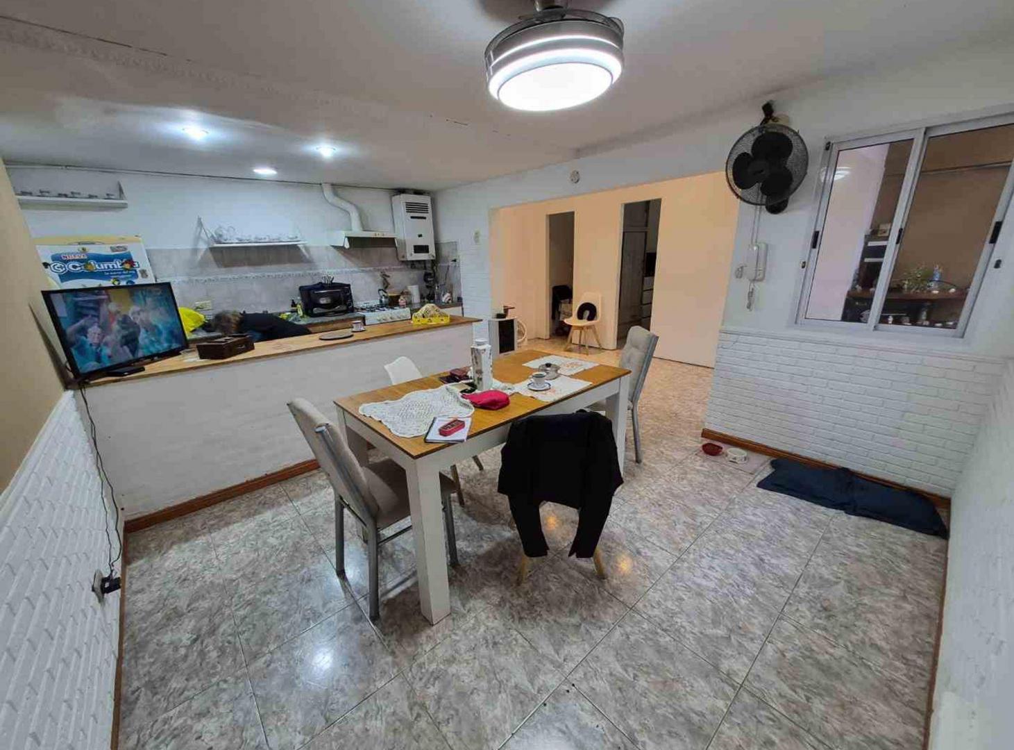 Foto de VENTA 2 AMBIENTES CON PATIO TERRAZA VILLA LUGANO, imagen 4