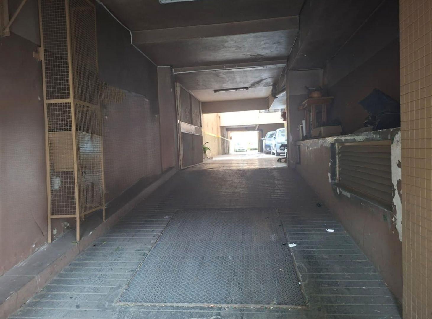 Foto de VENTA COCHERA FIJA EN PB EN VILLA CRESPO CENTRO, imagen 5