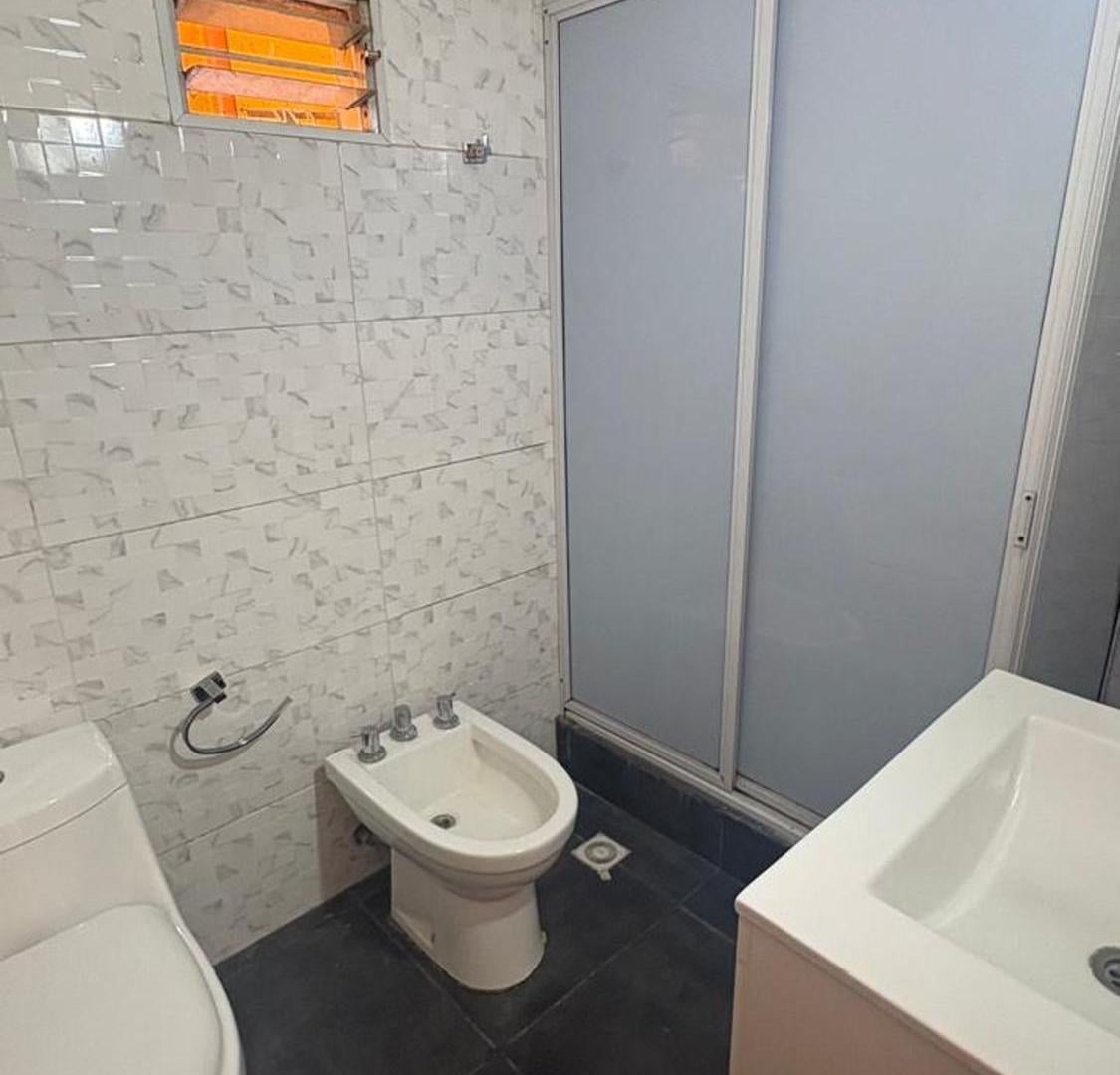 Foto de VENTA EN BLOQUE – 495 m² –IDEAL INVERSIÓN LA BOCA, imagen 3