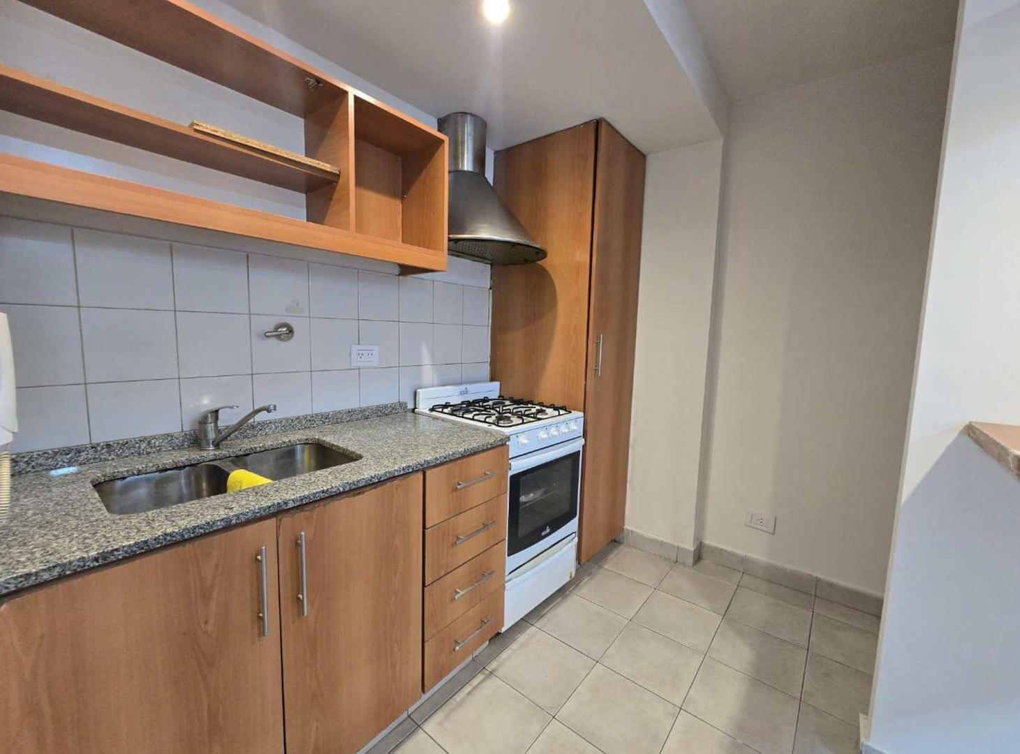 Foto de DEPARTAMENTO 2 AMBIENTES EN ALQUILER CON BALCON, imagen 4