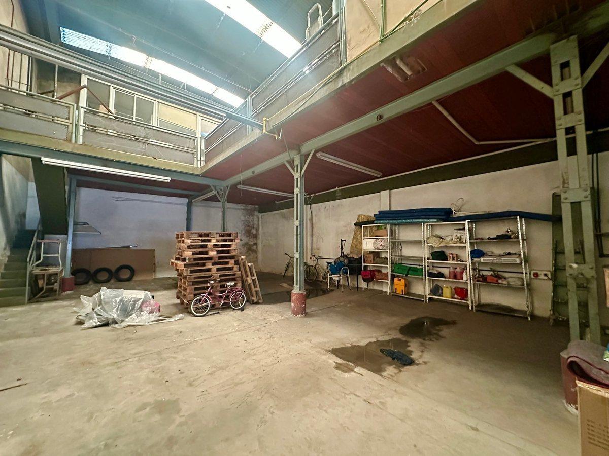 Foto de VENTA GALPON/DEPOSITO AVELLANEDA 318 MT, imagen 1