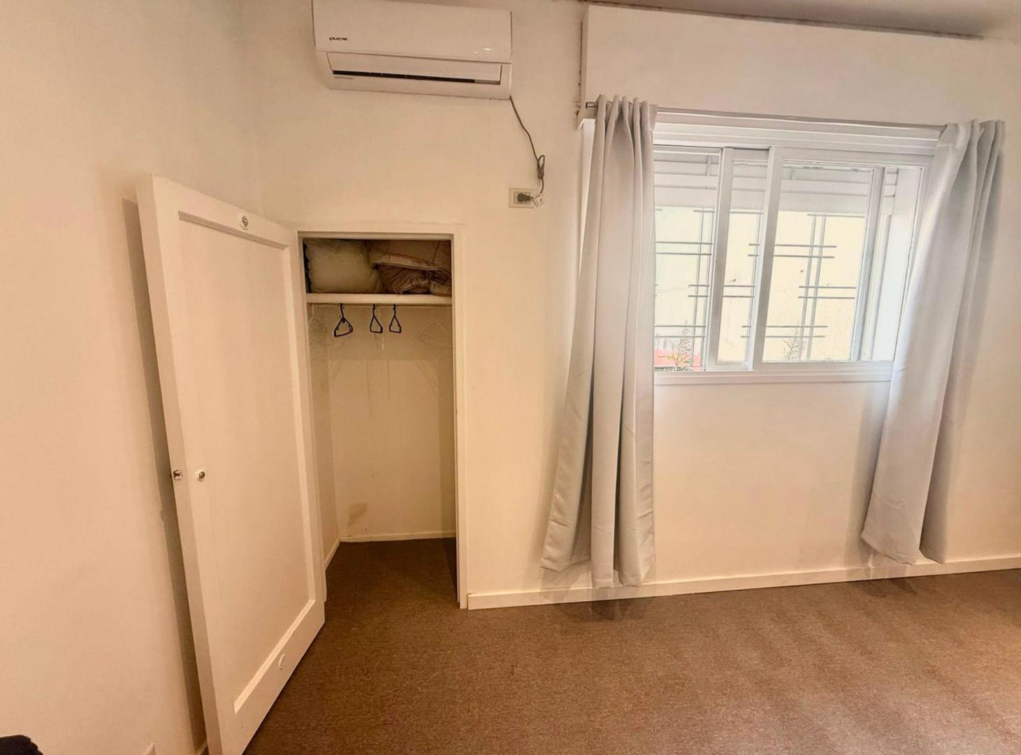 Foto de VENTA DPTO 2 AMB RECOLETA REFACCIONADO C/ TERRAZA, imagen 4