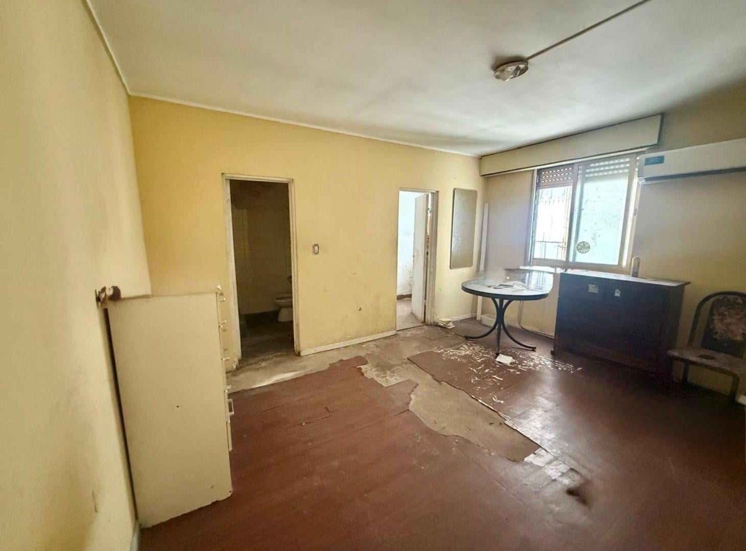 Foto de VENTA DPTO MONOAMBIENTE CABALLITO A REFACCIONAR, imagen 1