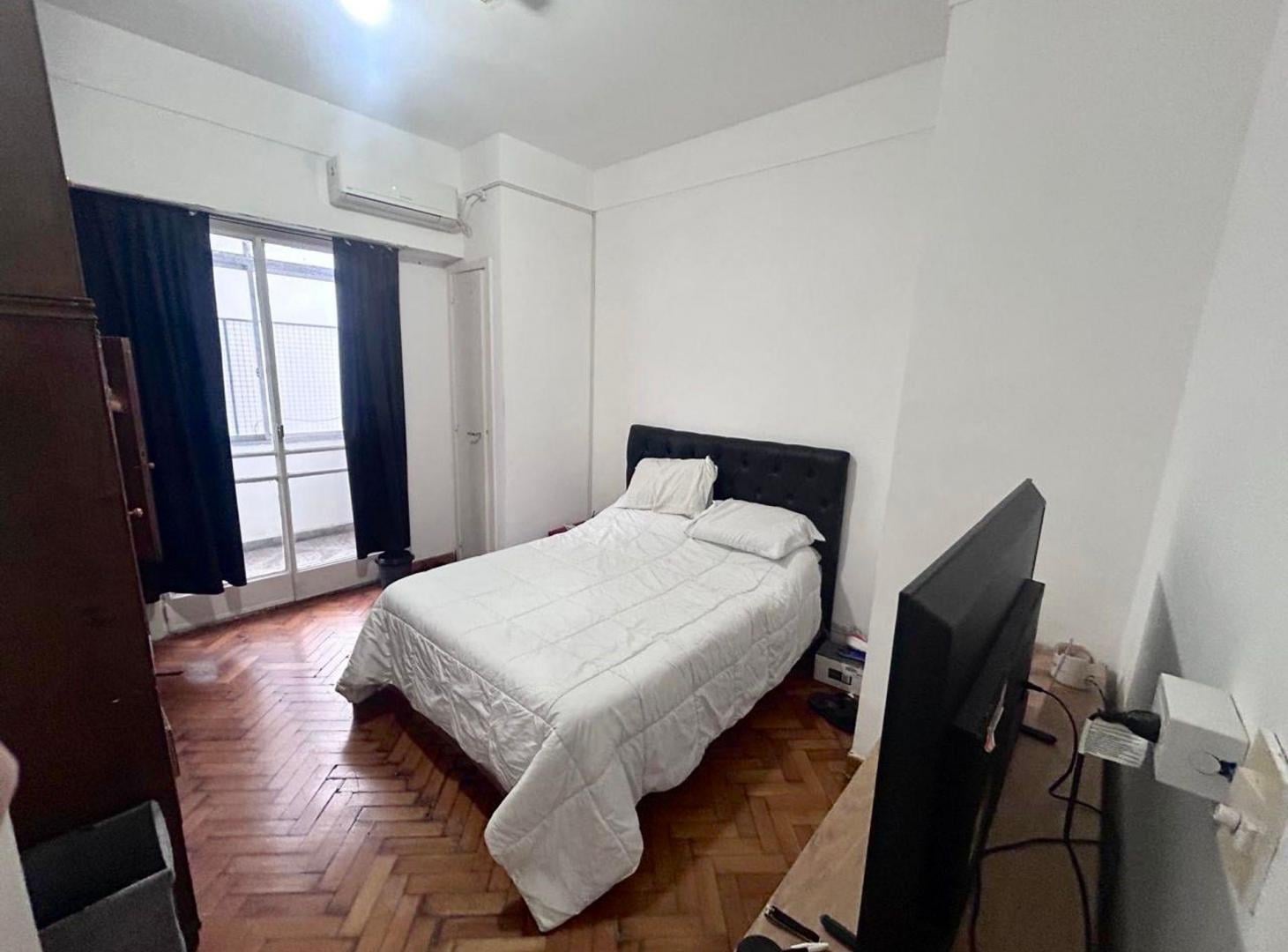 Foto de VENTA Dpto de estilo-5 AMB- Cerrito y Av. Santa Fe, imagen 2