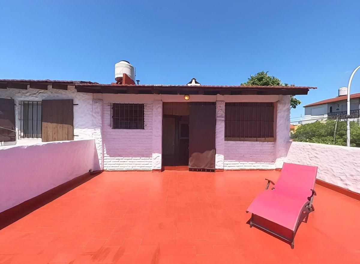 Foto de Venta casa 3 ambientes Remedios de Escalada terraz, imagen 1