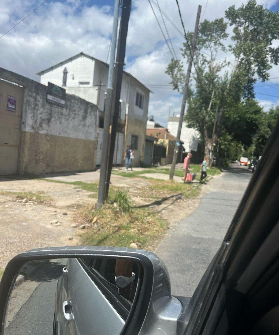Foto de VENTA GALPÓN REPUBLICA DEL LIBANO 300 GERLI LANUS, imagen 3