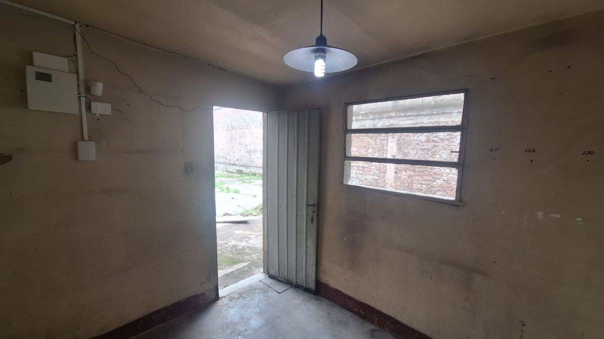 Foto de VENTA GALPÓN REPUBLICA DEL LIBANO 300 GERLI LANUS, imagen 4