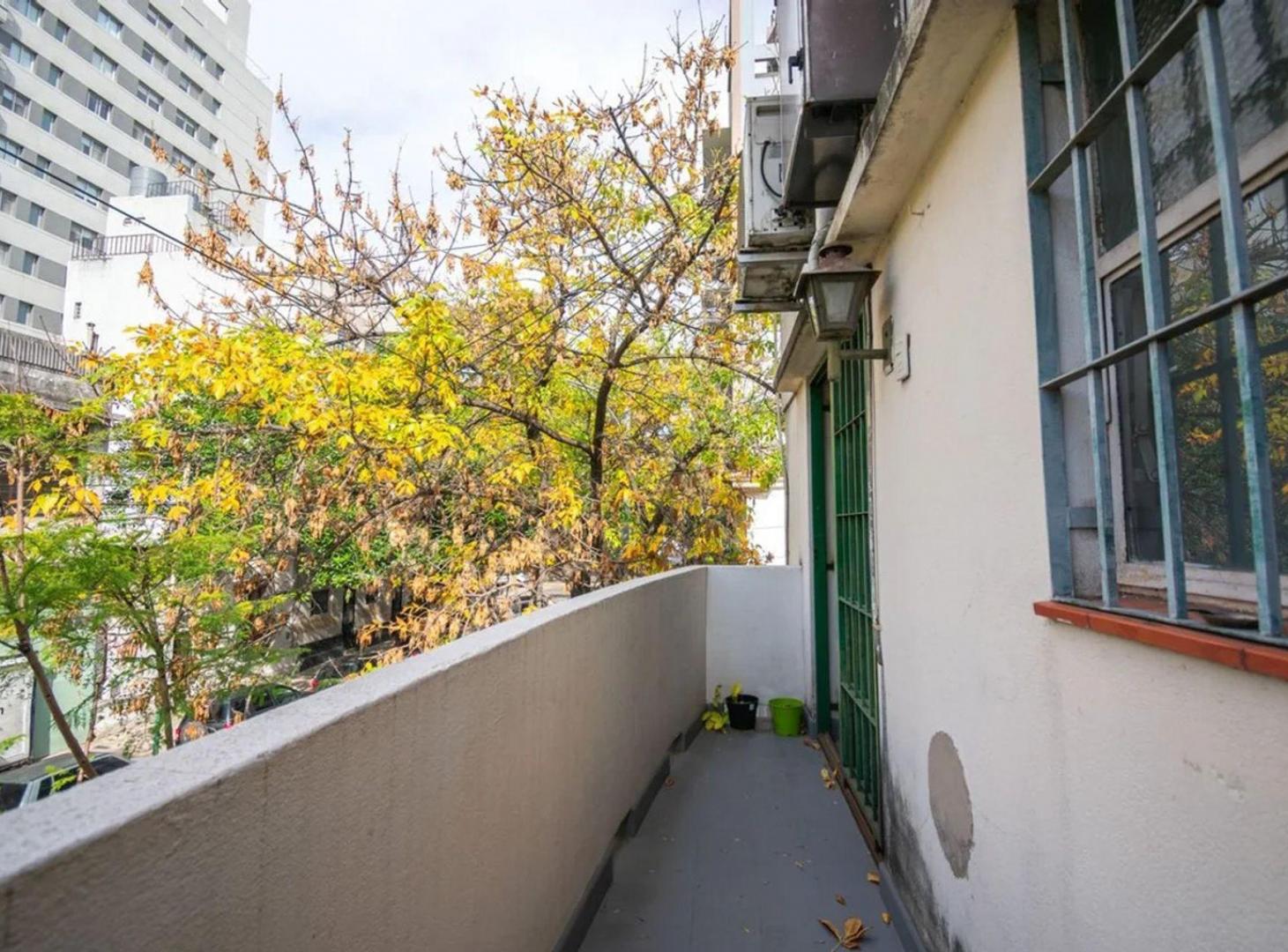 Foto de Depto tipo PH 2 amb venta Villa Crespo balcón, imagen 4