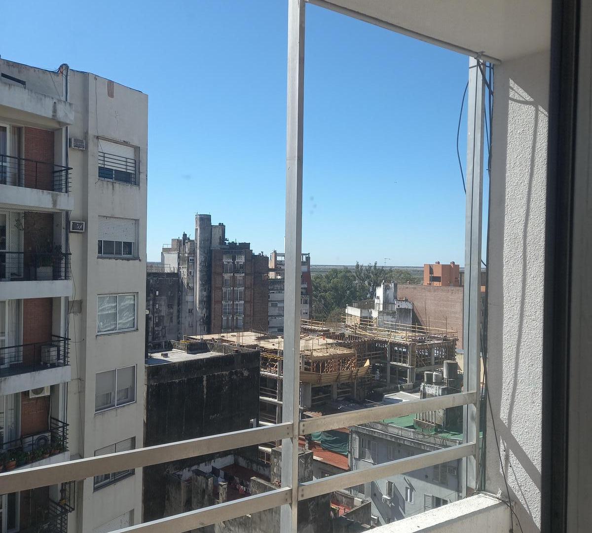 Foto de Hermoso departamento luminoso y soleado en zona Aduana, imagen 1