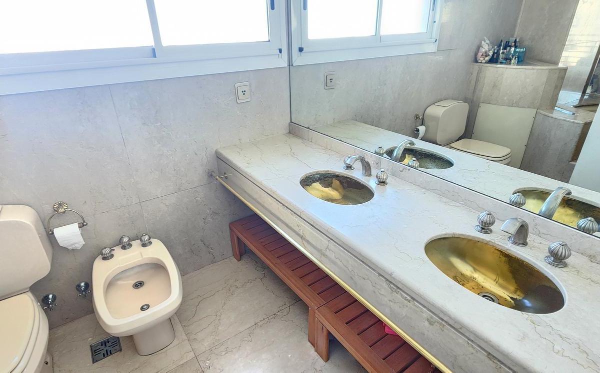 Departamento de 6 Ambientes Mas Dep. y 2 Cocheras en Torre con Amenities en Belgrano 1