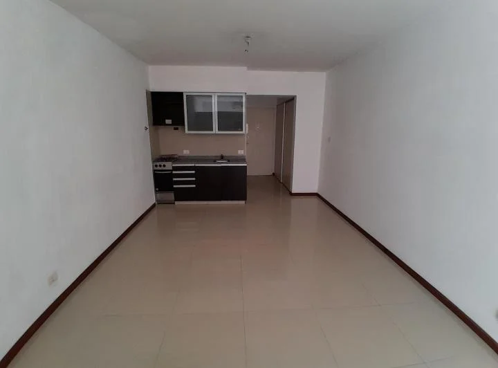 VENTA DEPARTAMENTO MONOAMBIENTE DIVISIBLE DE CATEGORIA, APTO PROFESIONAL, CENTRO 5